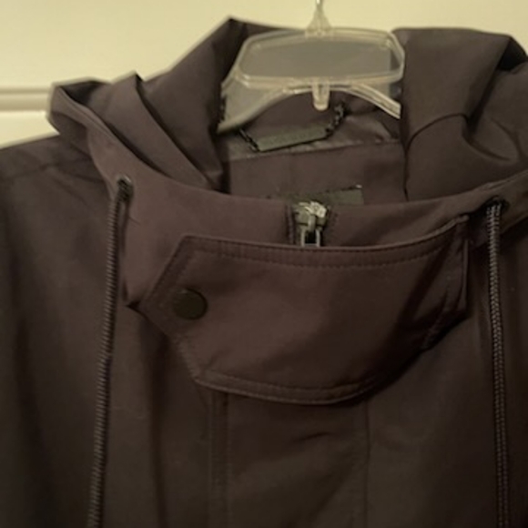 Coat - Picture 7 of 9